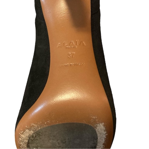 Alaïa Black & Silver Grommet Heeled Boot Suede - Picture 4 of 5